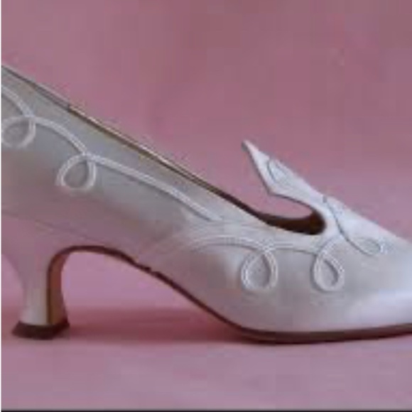Vintage Peter fox Louis heel - Picture 1 of 3